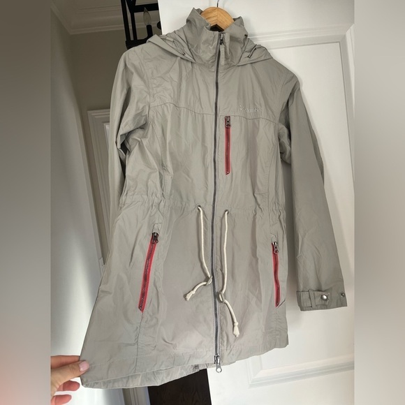 Columbia women’s jacket Sz. S waist drawstring light gray - Picture 6 of 9